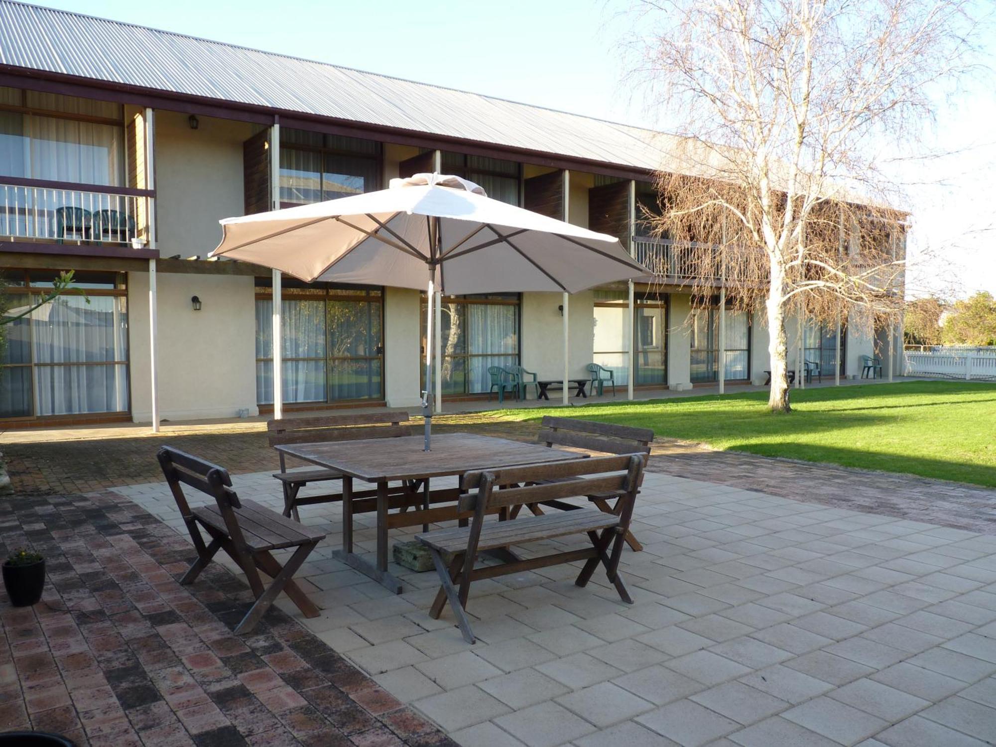 Coonawarra Motor Lodge Penola Kültér fotó